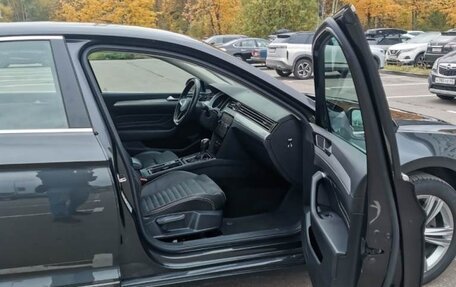Volkswagen Passat B8 рестайлинг, 2021 год, 2 250 000 рублей, 14 фотография