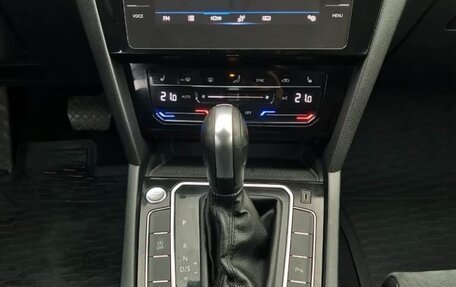 Volkswagen Passat B8 рестайлинг, 2021 год, 2 250 000 рублей, 27 фотография