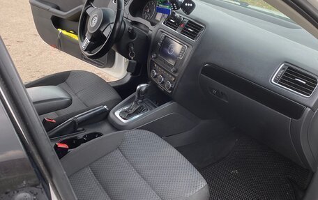 Volkswagen Jetta VI, 2012 год, 790 000 рублей, 10 фотография