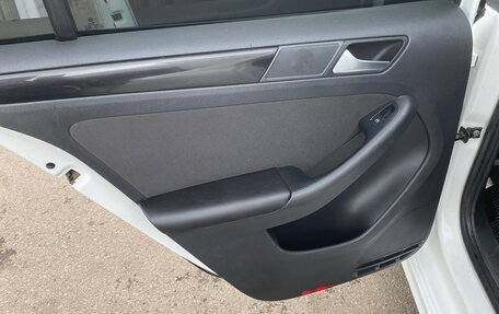 Volkswagen Jetta VI, 2012 год, 790 000 рублей, 11 фотография