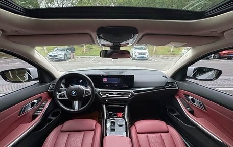 BMW 3 серия, 2022 год, 3 560 000 рублей, 15 фотография