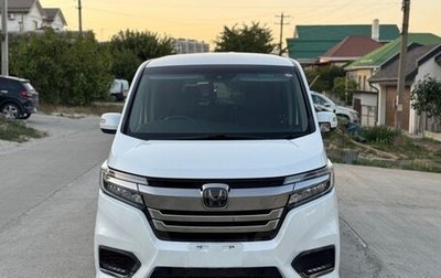 Honda Stepwgn IV, 2018 год, 1 600 000 рублей, 1 фотография