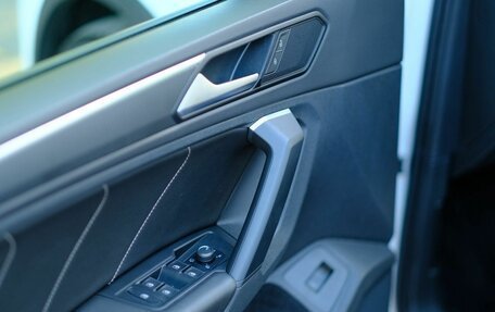 Volkswagen Tiguan II, 2021 год, 5 000 000 рублей, 8 фотография