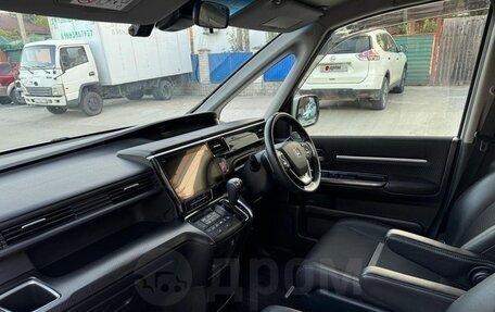 Honda Stepwgn IV, 2018 год, 1 600 000 рублей, 9 фотография