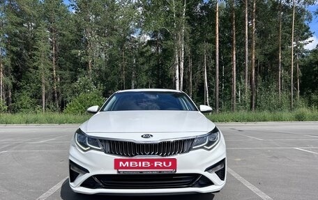 KIA Optima IV, 2019 год, 1 850 000 рублей, 11 фотография