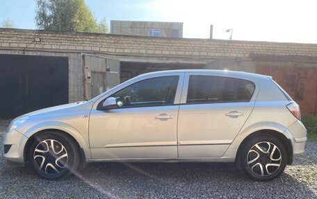 Opel Astra H, 2007 год, 340 000 рублей, 3 фотография