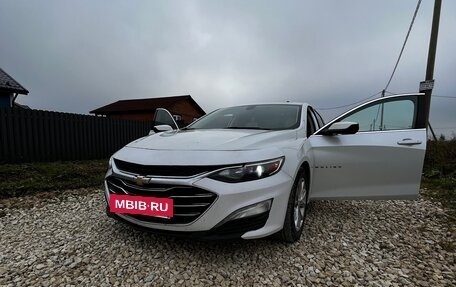Chevrolet Malibu IX, 2019 год, 1 750 000 рублей, 28 фотография