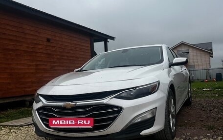 Chevrolet Malibu IX, 2019 год, 1 750 000 рублей, 31 фотография