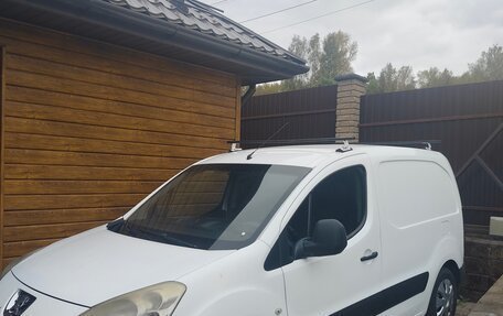 Peugeot Partner II рестайлинг 2, 2011 год, 380 000 рублей, 3 фотография
