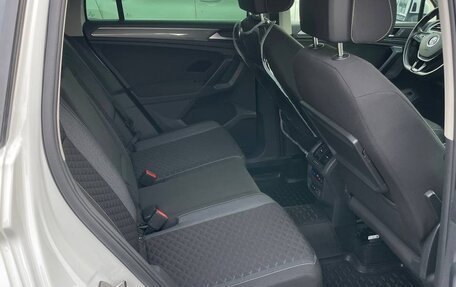 Volkswagen Tiguan II, 2019 год, 2 490 000 рублей, 14 фотография