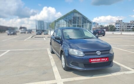 Volkswagen Polo VI (EU Market), 2011 год, 680 000 рублей, 2 фотография