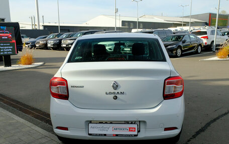 Renault Logan II, 2017 год, 826 800 рублей, 7 фотография