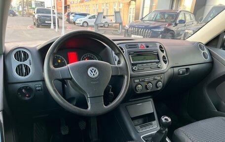 Volkswagen Tiguan I, 2009 год, 675 000 рублей, 10 фотография