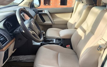 Toyota Land Cruiser Prado 150 рестайлинг 2, 2021 год, 8 000 000 рублей, 11 фотография