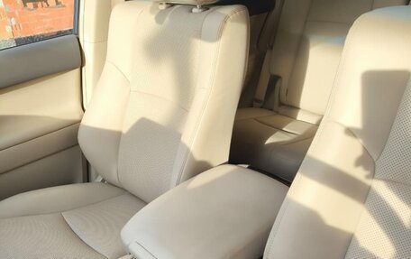 Toyota Land Cruiser Prado 150 рестайлинг 2, 2021 год, 8 000 000 рублей, 15 фотография