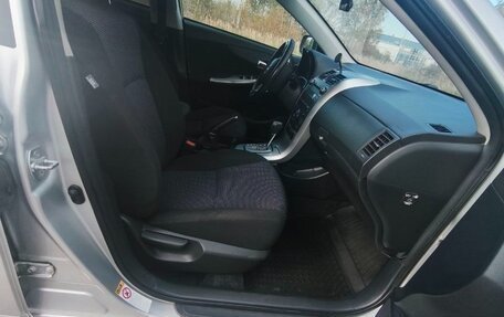 Toyota Corolla, 2011 год, 950 000 рублей, 14 фотография