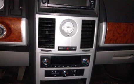 Chrysler Voyager IV, 2008 год, 1 750 000 рублей, 6 фотография