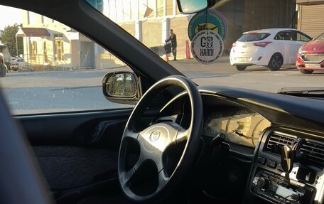 Toyota Carina, 1993 год, 1 фотография