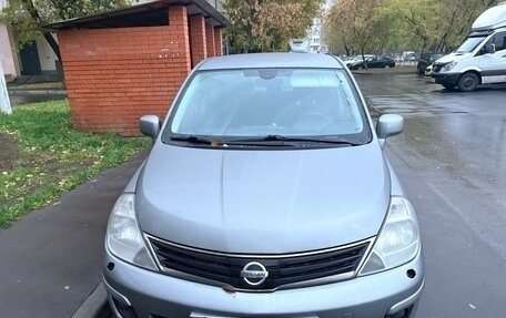 Nissan Tiida, 2010 год, 650 000 рублей, 1 фотография