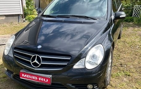 Mercedes-Benz R-Класс, 2010 год, 1 400 000 рублей, 1 фотография