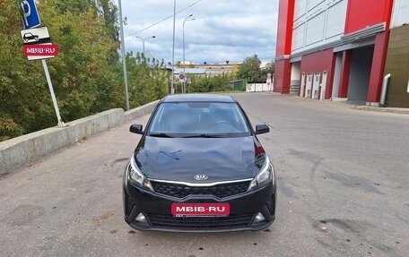 KIA Rio IV, 2020 год, 1 560 000 рублей, 1 фотография