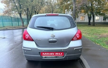 Nissan Tiida, 2010 год, 650 000 рублей, 3 фотография