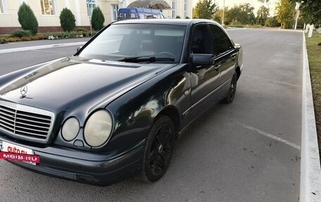 Mercedes-Benz E-Класс, 1998 год, 450 000 рублей, 6 фотография