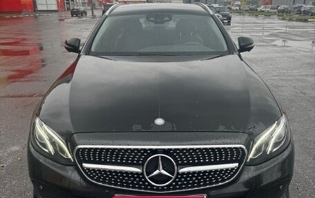 Mercedes-Benz E-Класс, 2020 год, 3 490 000 рублей, 1 фотография