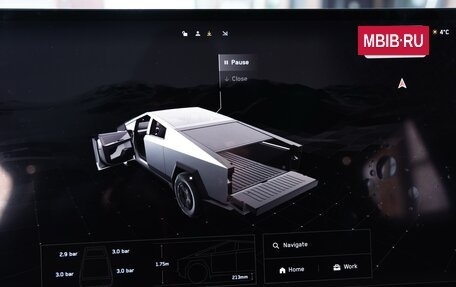 Tesla Cybertruck, 2024 год, 22 000 000 рублей, 10 фотография