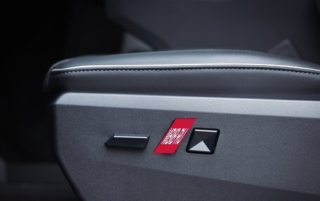 Tesla Cybertruck, 2024 год, 22 000 000 рублей, 27 фотография