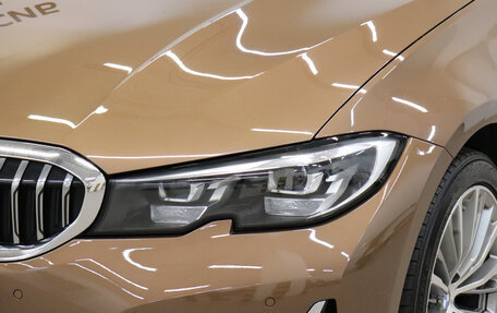 BMW 3 серия, 2019 год, 3 190 000 рублей, 14 фотография