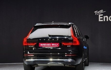 Volvo XC60 II, 2021 год, 3 950 000 рублей, 3 фотография