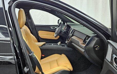 Volvo XC60 II, 2021 год, 3 950 000 рублей, 11 фотография