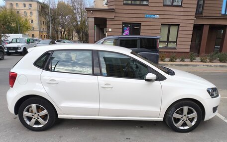 Volkswagen Polo VI (EU Market), 2011 год, 750 000 рублей, 3 фотография