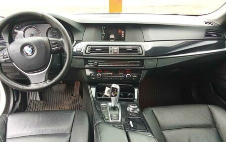 BMW 5 серия, 2013 год, 1 590 000 рублей, 10 фотография