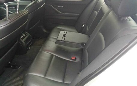 BMW 5 серия, 2013 год, 1 590 000 рублей, 15 фотография