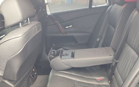 BMW 5 серия, 2006 год, 1 790 000 рублей, 15 фотография