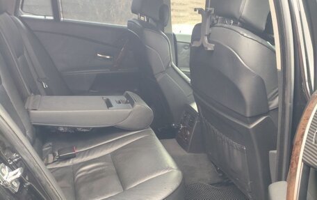 BMW 5 серия, 2006 год, 1 790 000 рублей, 17 фотография