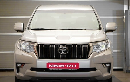 Toyota Land Cruiser Prado 150 рестайлинг 2, 2019 год, 5 397 000 рублей, 2 фотография