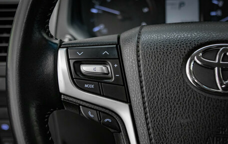 Toyota Land Cruiser Prado 150 рестайлинг 2, 2019 год, 5 397 000 рублей, 10 фотография