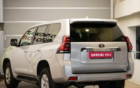 Toyota Land Cruiser Prado 150 рестайлинг 2, 2019 год, 5 397 000 рублей, 6 фотография