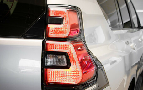Toyota Land Cruiser Prado 150 рестайлинг 2, 2019 год, 5 397 000 рублей, 39 фотография