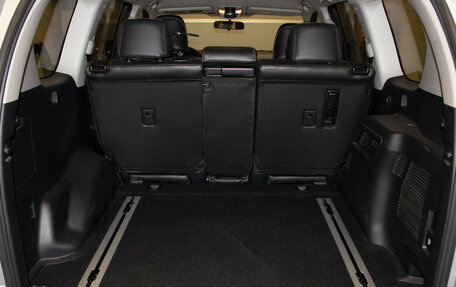 Toyota Land Cruiser Prado 150 рестайлинг 2, 2019 год, 5 397 000 рублей, 34 фотография