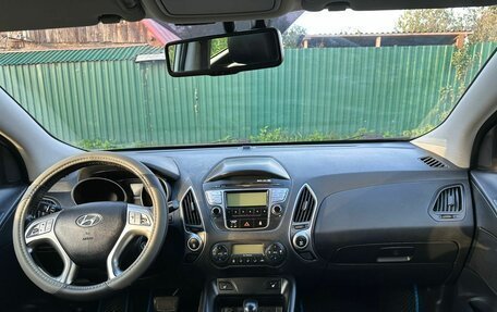 Hyundai ix35 I рестайлинг, 2011 год, 770 000 рублей, 16 фотография