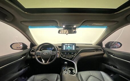 Toyota Camry, 2021 год, 3 000 000 рублей, 6 фотография