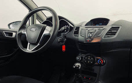 Ford Fiesta, 2016 год, 690 000 рублей, 11 фотография