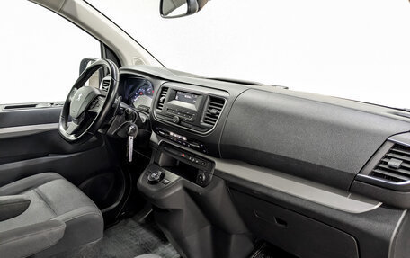 Peugeot Traveller I, 2021 год, 2 495 000 рублей, 11 фотография