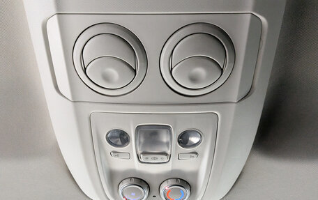 Peugeot Traveller I, 2021 год, 2 495 000 рублей, 26 фотография