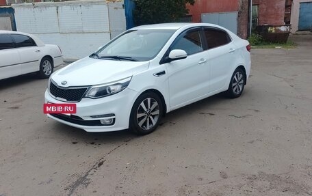 KIA Rio III рестайлинг, 2016 год, 880 000 рублей, 2 фотография