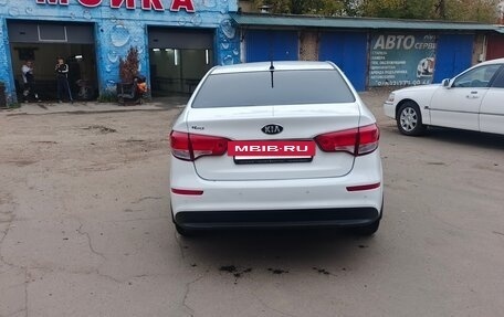 KIA Rio III рестайлинг, 2016 год, 880 000 рублей, 5 фотография